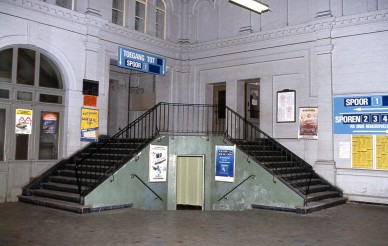 Mechelen-Nekkerspoel - SNCB K04818-15 (1).jpg